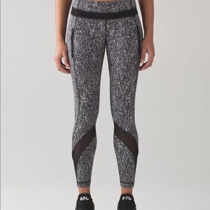 Lululemon Power Luxtreme Inspire Tight II